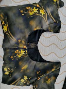 Digital Floral Print Saree Blouse