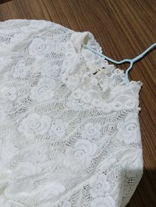 Elegant Stretchable Lace Top