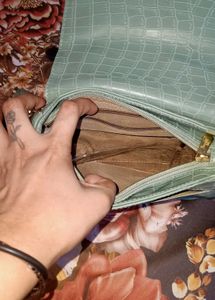 BAGGIT Chic Mint Croc-Embossed SHOULDER SLING Bag