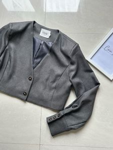 Chic Grey Cropped Blazer Jacket