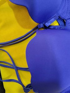 1003 -- 3 hook Push-Up padded Bra