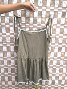 Olive Lace Top 💚