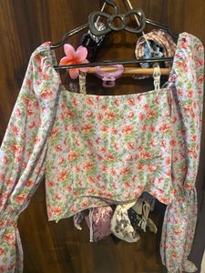 Floral Print Square Neck Long Sleeve Top