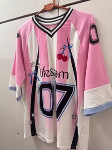 🎀 Pink Graphic Oversized Jersey 𝜗𝜚˚⋆
