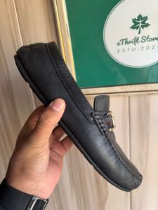 Tommy Hilfiger Navy Texured Leather Loafers
