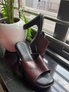 Stylish Brown Wedge Sandals
