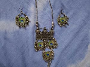 Elegant Chain Necklace