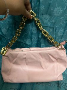 Chic Pink Shoulder Bag with Gold Chain