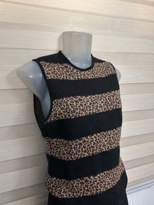 Sleeveless Leopard Print Striped Top