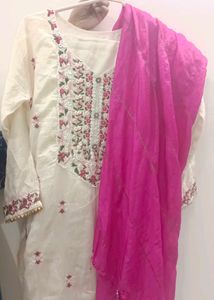 Cream Embroidered Kurta with Pink Dupatta