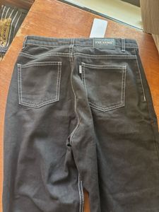 FLASH SALE@400 Freakins Black Jeans with tags