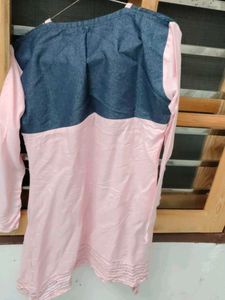 Stylish Pink Kurta with Unique Design