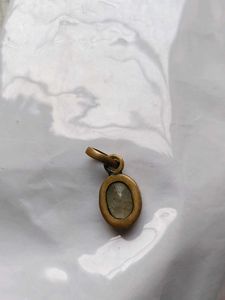 original pukhraj Oval Stone Pendant