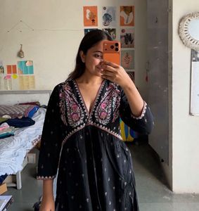 Black printed low neck kurta