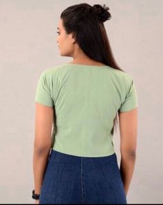 Sparkly V-Neck Short Sleeve Top