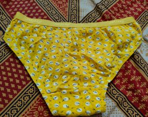 Women Assorted Deep Color Printed Brief