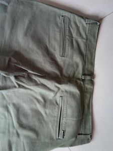 Men's Khaki Chino Pants