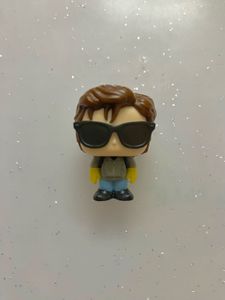 Steve l Kinder joy Stranger things