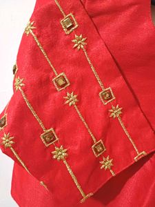 💥🆕️ Boat Neck Embroidered Blouse