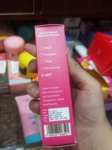 COSIQ Serum SPF 50 Sunscreen