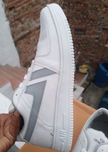 9 No Size Available In White Colour Shoes