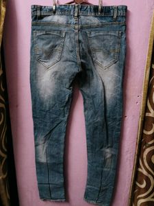 Stylish Blue Distressed Denim Jeans