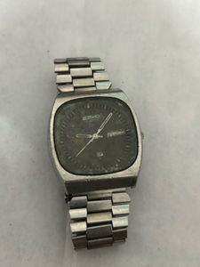 Vintage Seiko Quartz Watch (Non working )