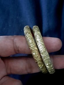 Set of Four Ornate Bangles And Two thick Bangle