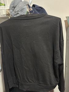 Black Crew Neck Sweatshirt