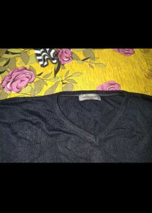 Men's Striped V-Neck Sweater