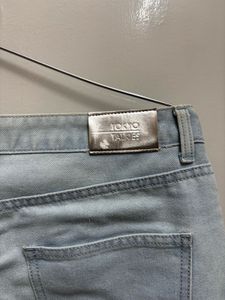 Light Wash Denim Cropped Jeans