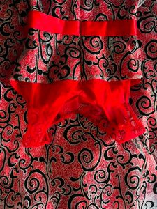 Stunning Red &amp; Black Swirl Gown ❤️