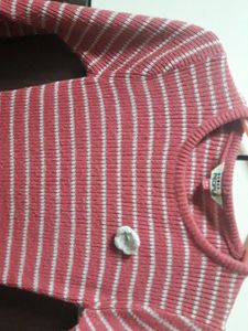 Sweater for girls ( 5 to 6 years)
