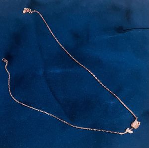 Rose Gold Flower Necklace