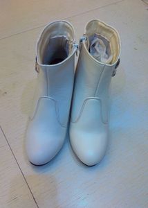 Chic Cream Heeled Ankle Boots