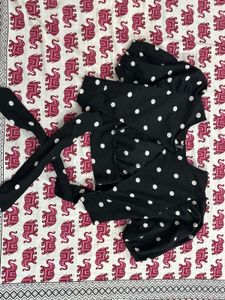 Chic Polka Dot Puff Sleeve Top