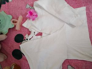back deep v neck Bow white top