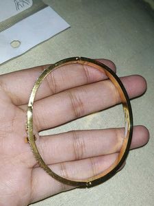 Chic Bangle Bracelet with Crystals