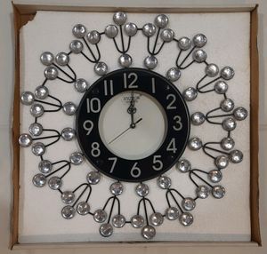 Wall Clock &amp; Decor⏰️