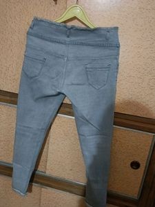 Skinny Fit Jeans For Womens **3 Buttons**