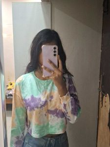 Tie-Dye Long Sleeve Crop Top