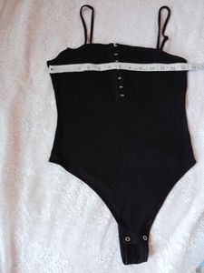 Beutiful Ribbed Front Open Hooks Bodysuit