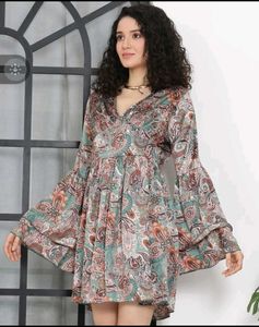 Shein Bohemian Full Tiered Sleeves Paisley Print