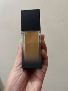 Huda Beauty Foundation