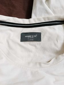 Stylish Men's White Graphic T-Shirt