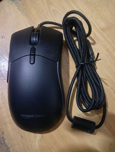 amazon basics Mini Ultralight Wired Gaming Mouse