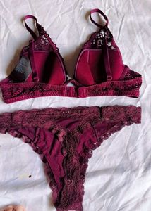 Burgundy Lace Bra with brief 👍