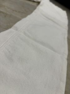 Classic White Skinny Jeans