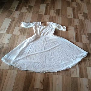 White kurta set + free orange heavy duppatta