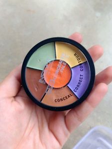 Makeup Bundle: Blusher, Compact, Concealer, Primer